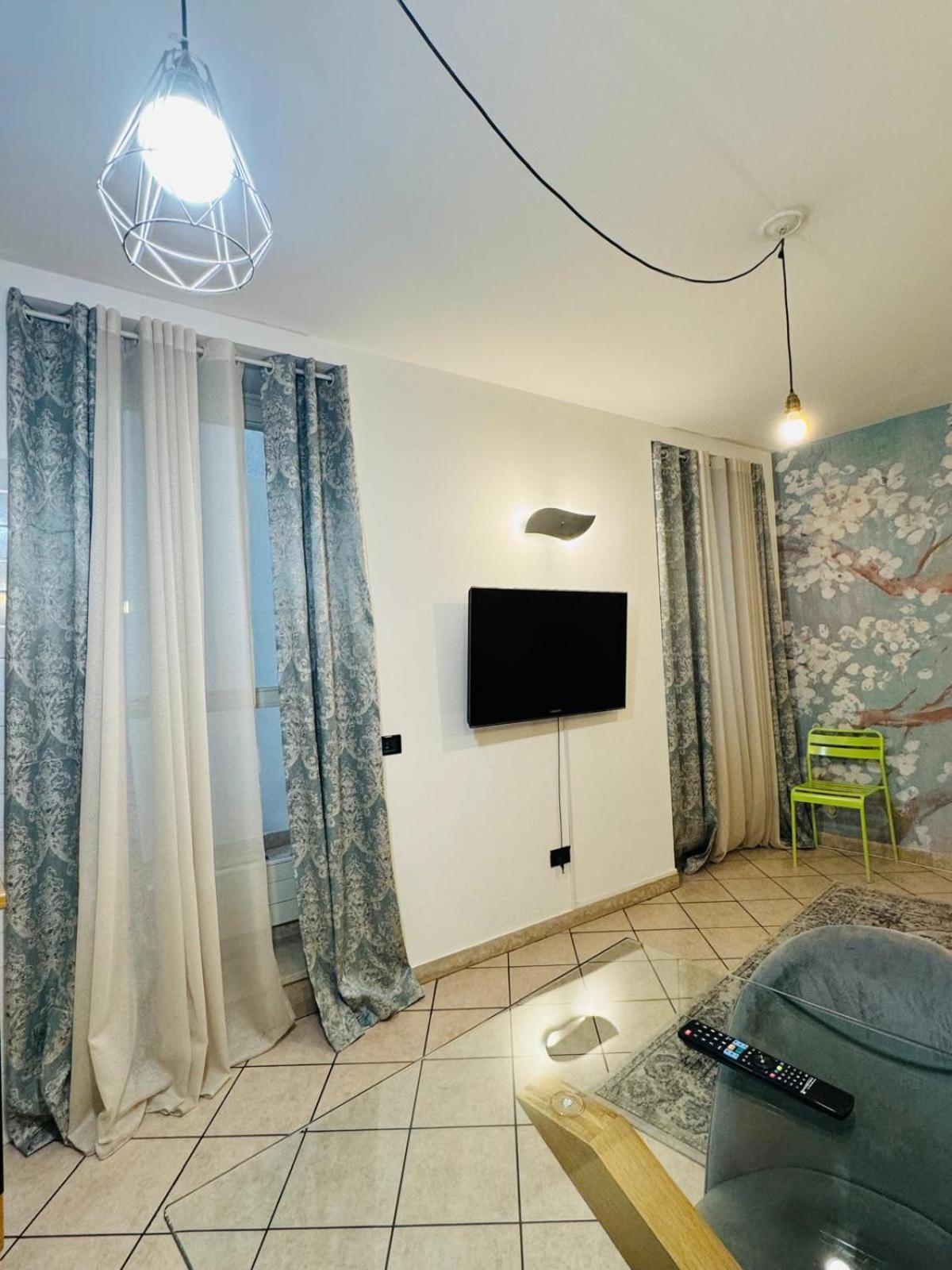 Duomo Nest Entire Apartment Trento Eksteriør billede