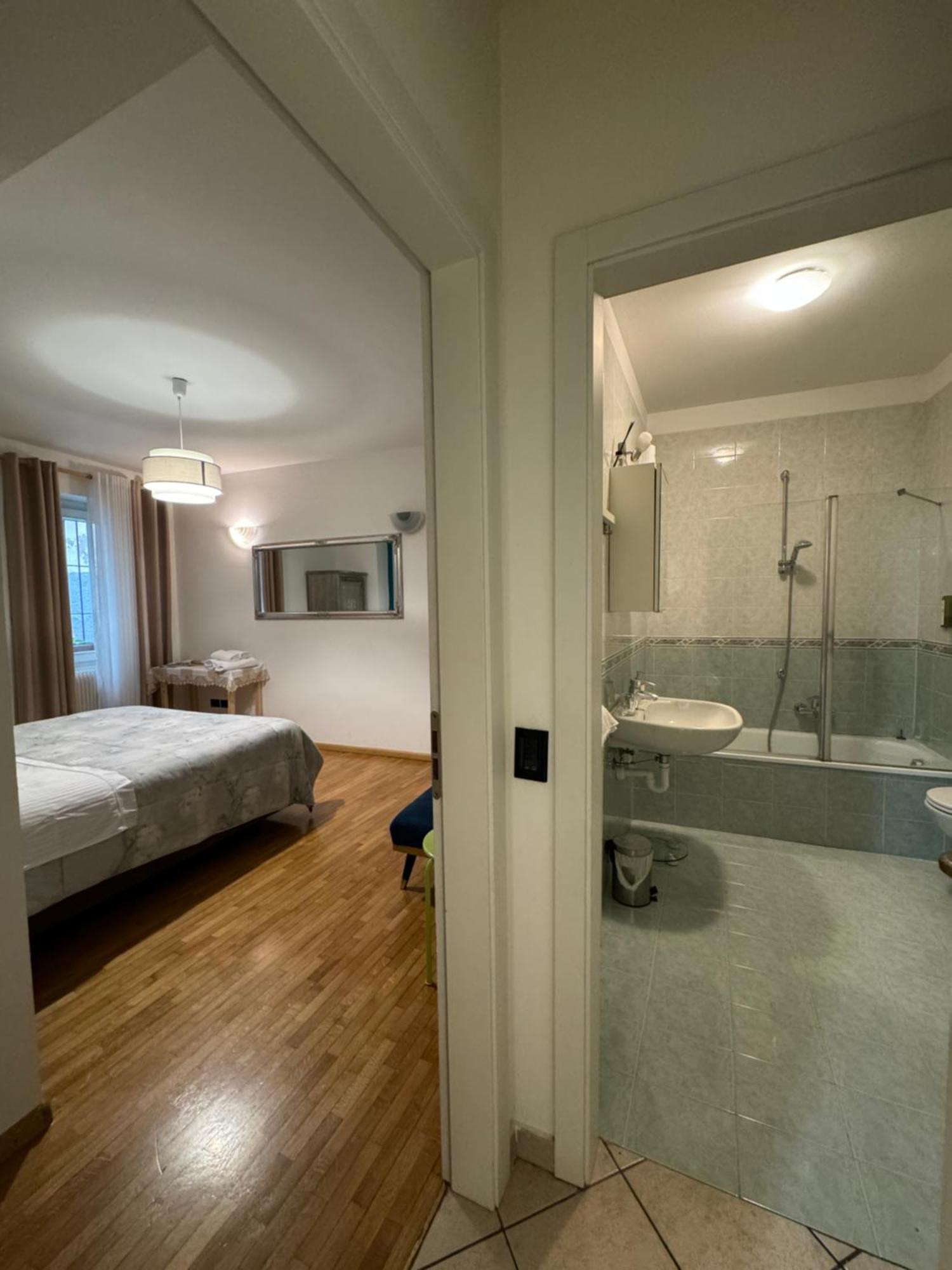 Duomo Nest Entire Apartment Trento Eksteriør billede
